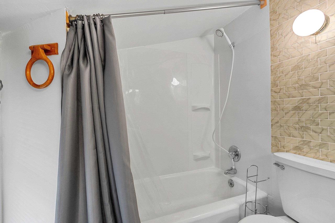 531 North MAIN STREET