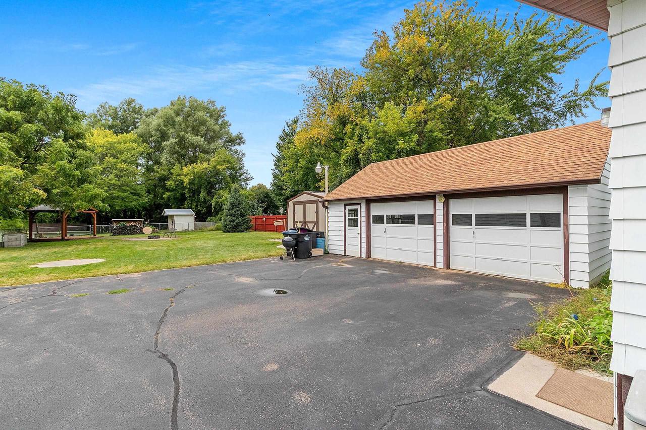 531 North MAIN STREET