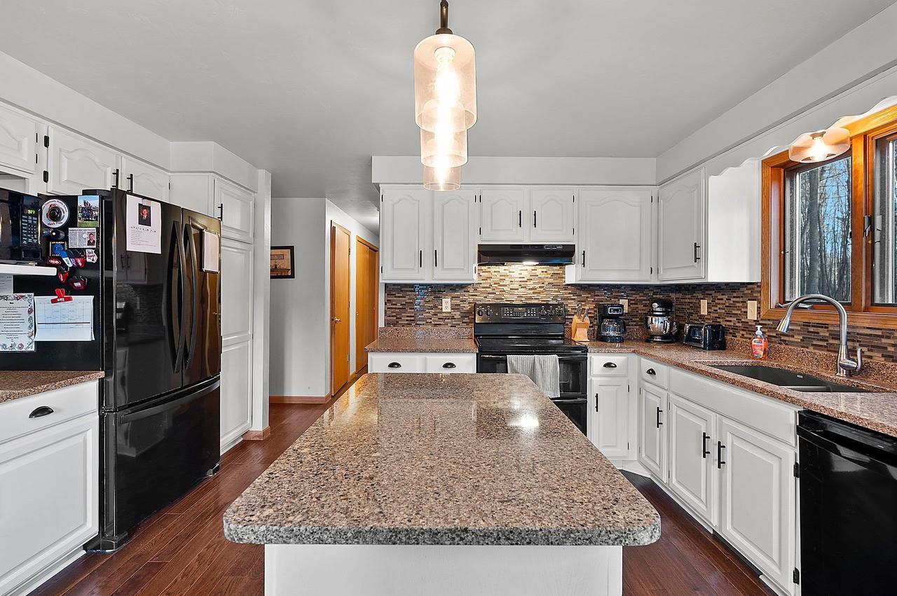 280 RIVER PINE DRIVE