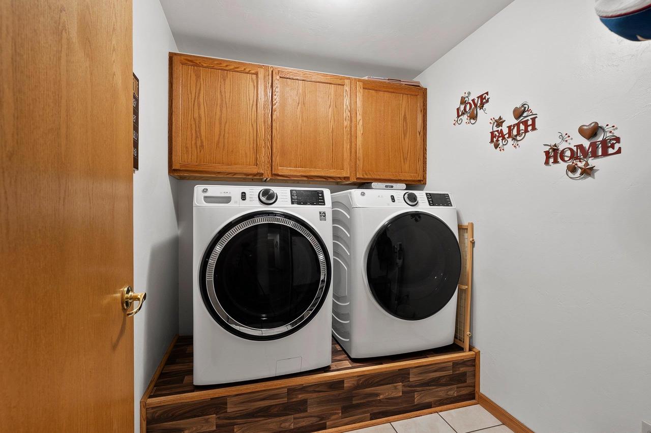 280 RIVER PINE DRIVE