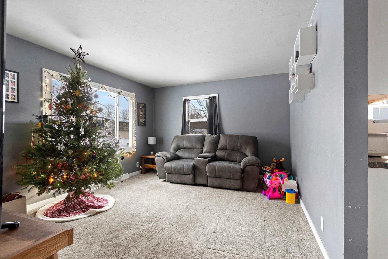 1119 South WEED STREET