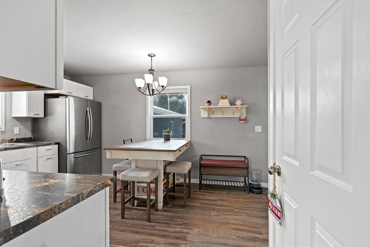 1119 South WEED STREET