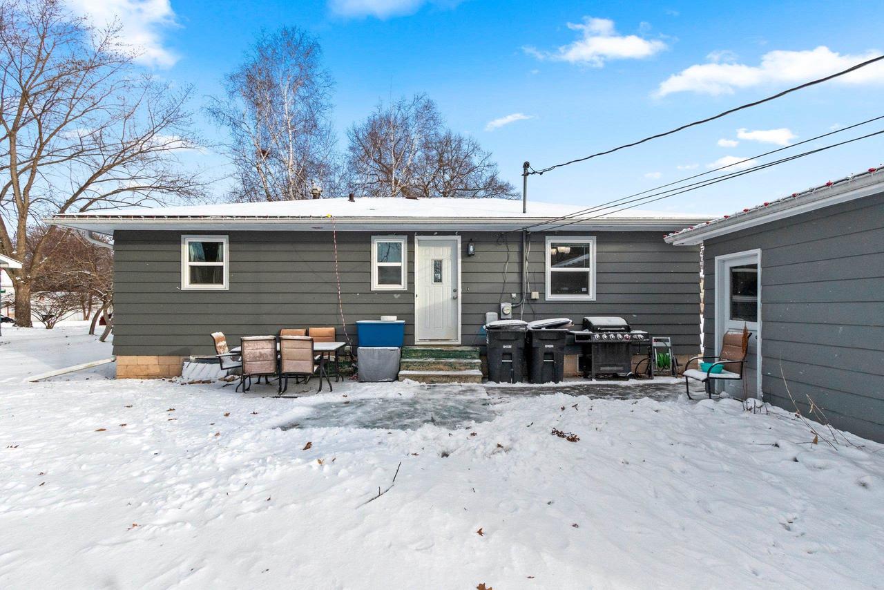 1119 South WEED STREET