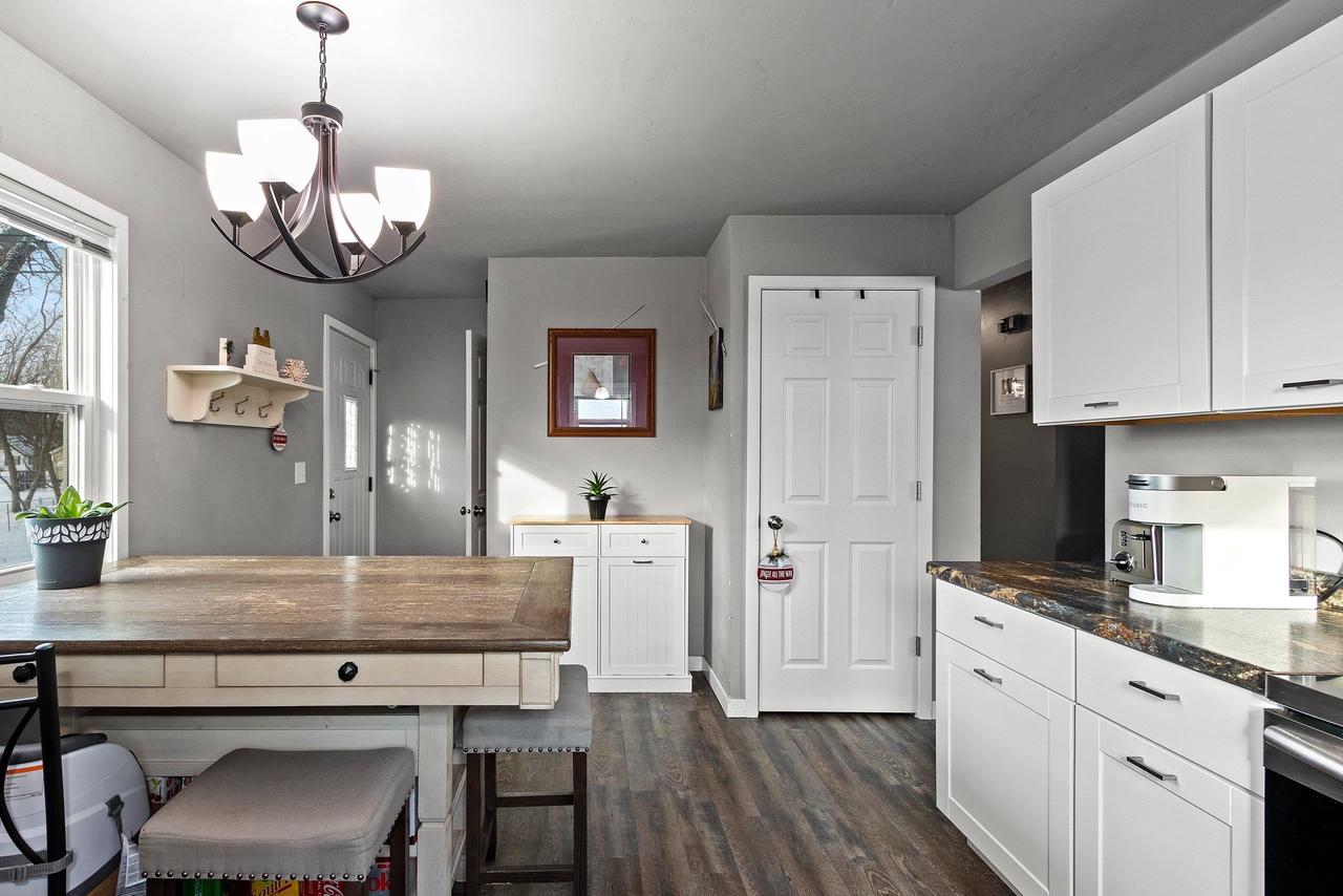 1119 South WEED STREET