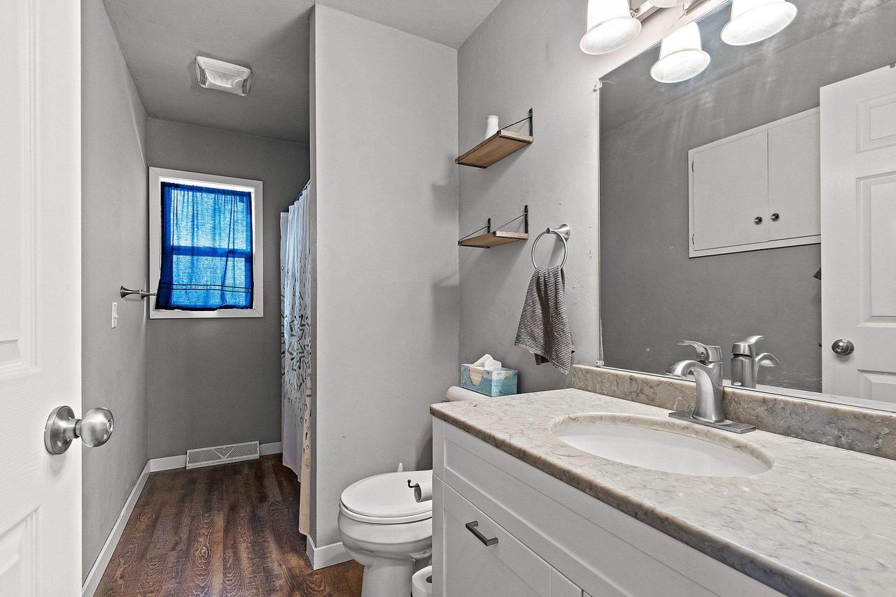 1119 South WEED STREET