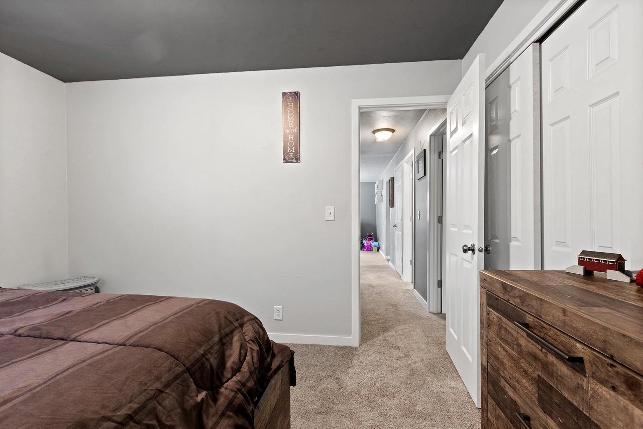 1119 South WEED STREET