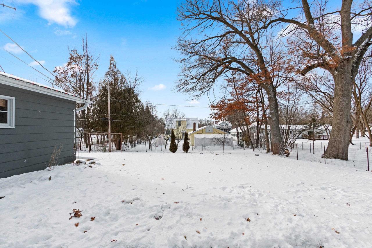 1119 South WEED STREET