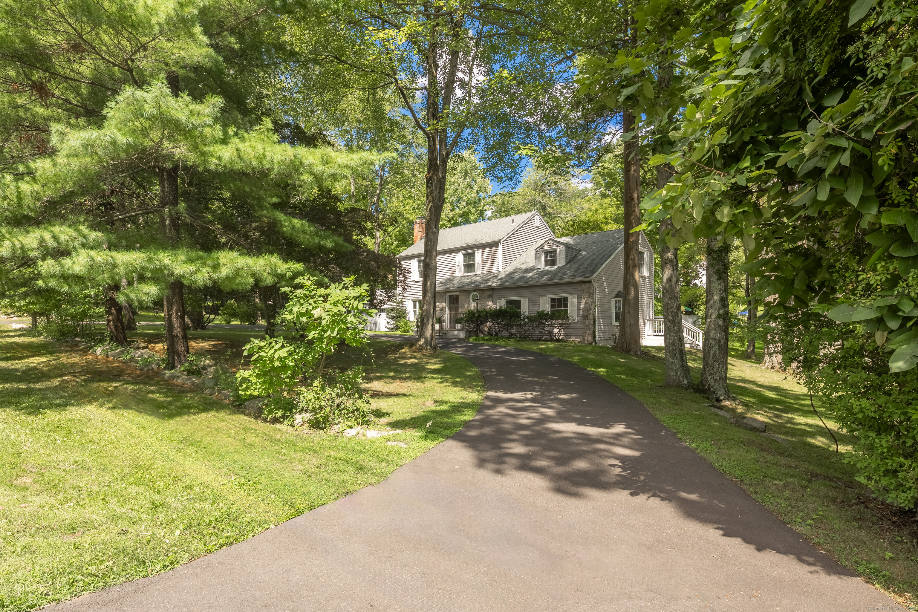295 Roxbury Road