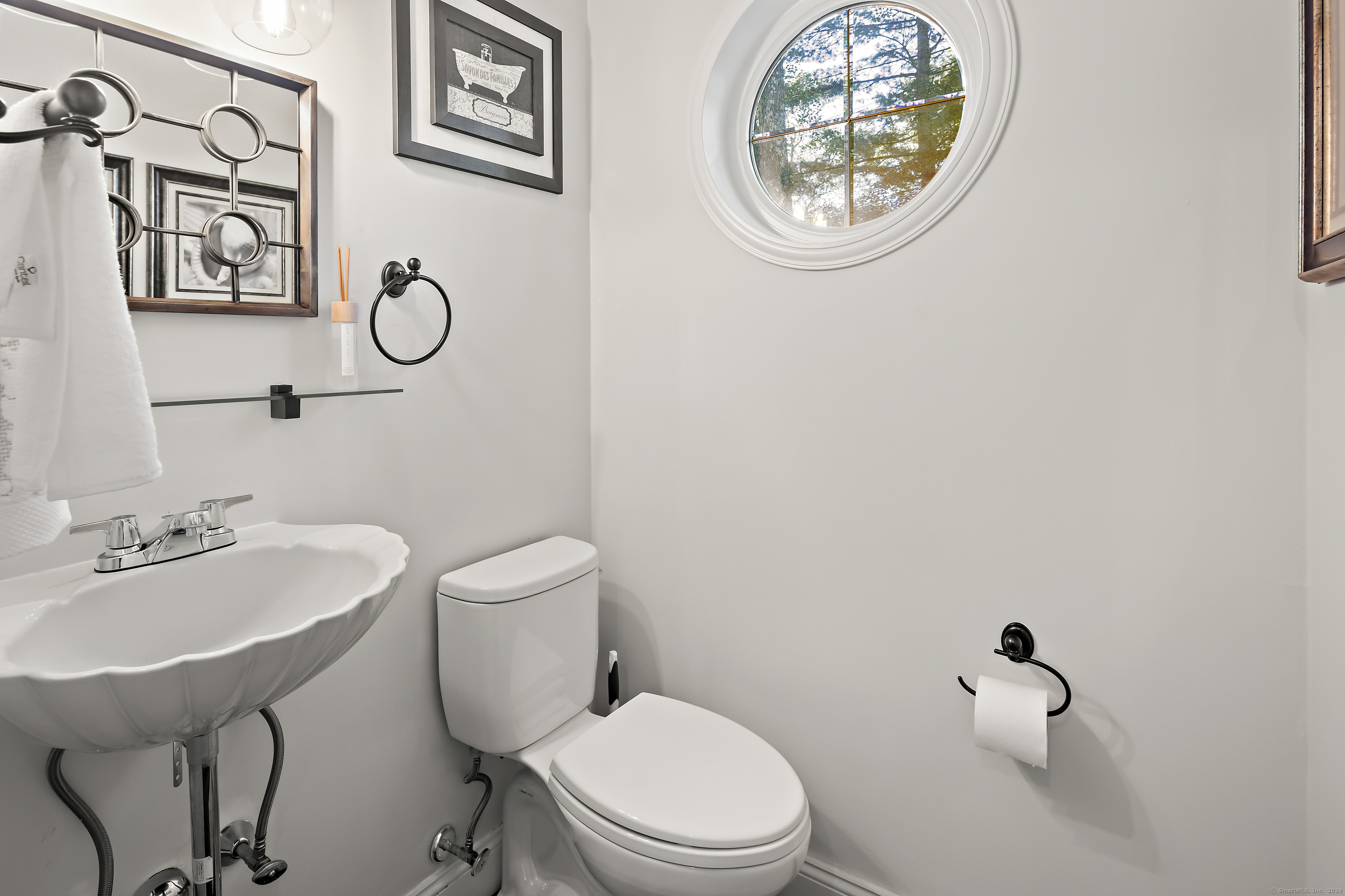 295 Roxbury Road