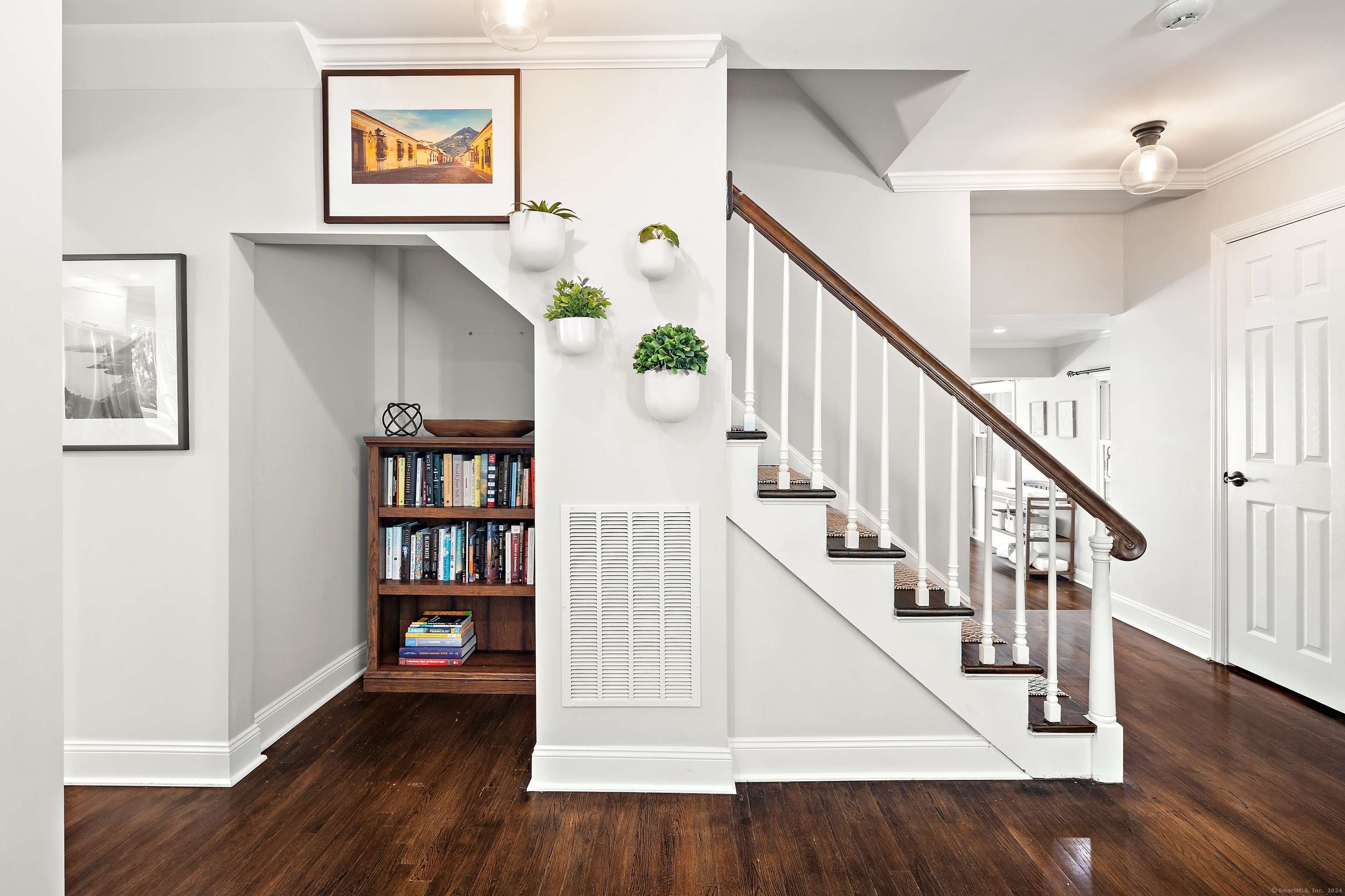 295 Roxbury Road
