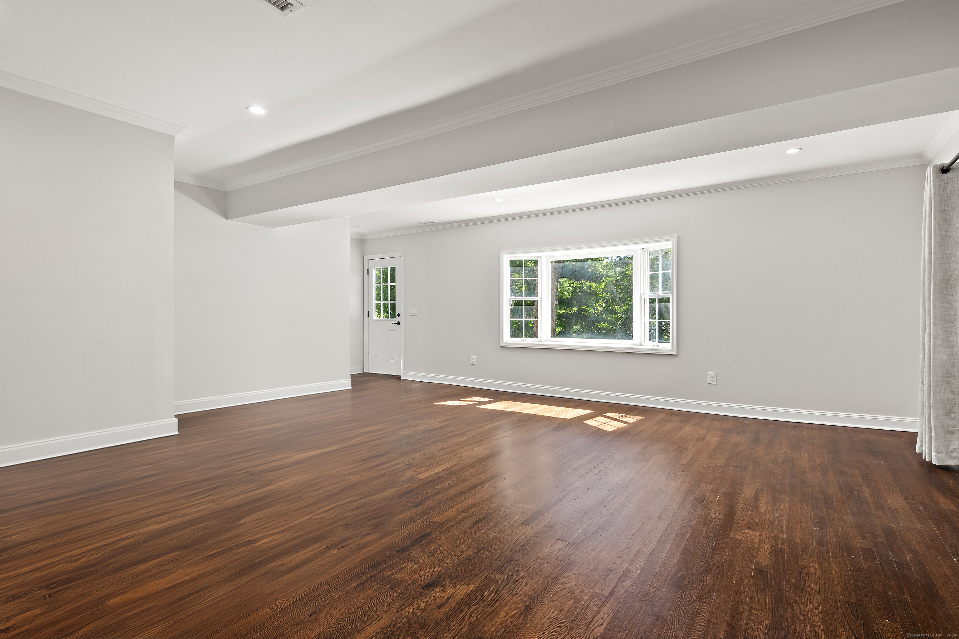 295 Roxbury Road