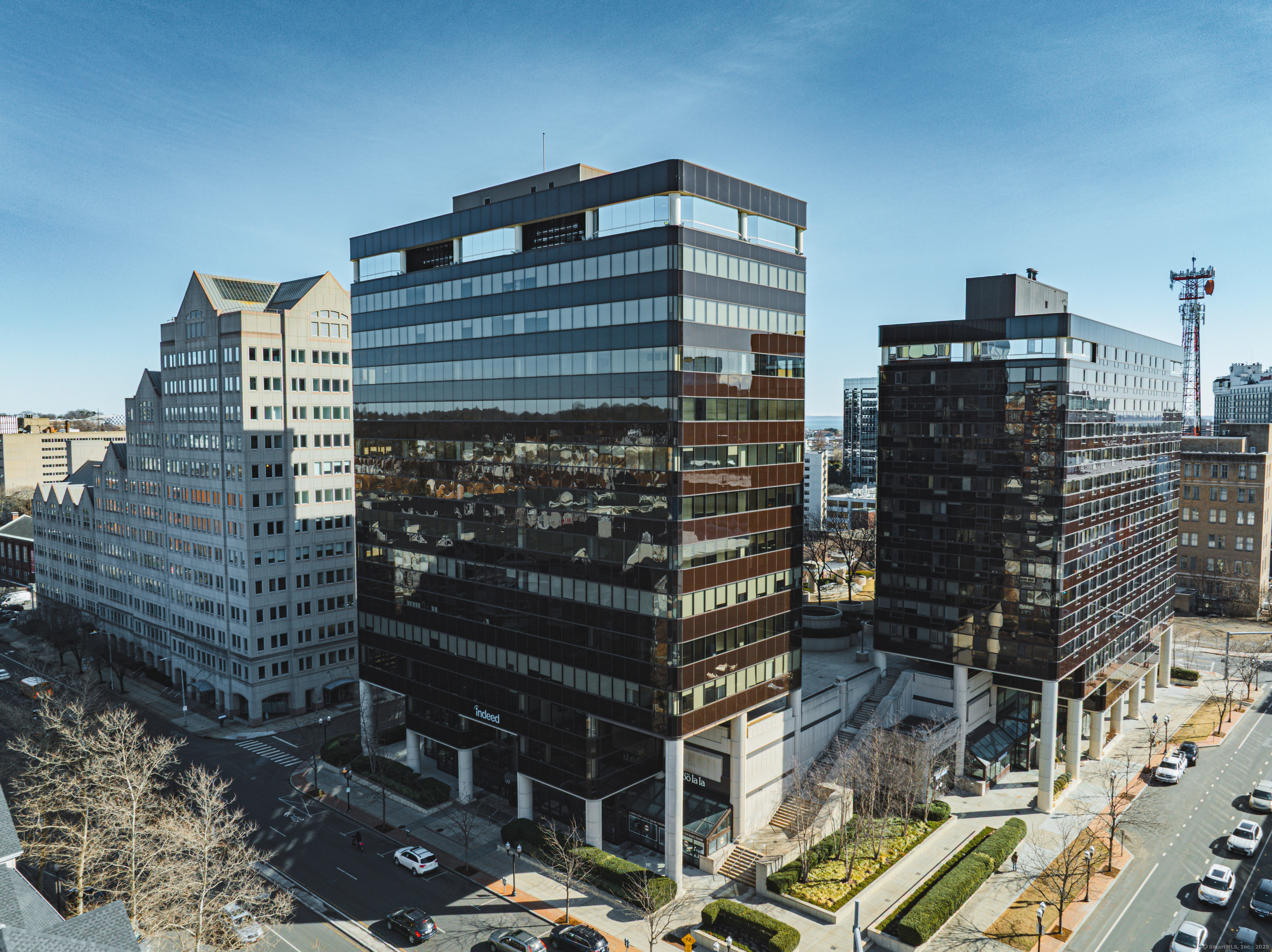 127 Greyrock Place 908