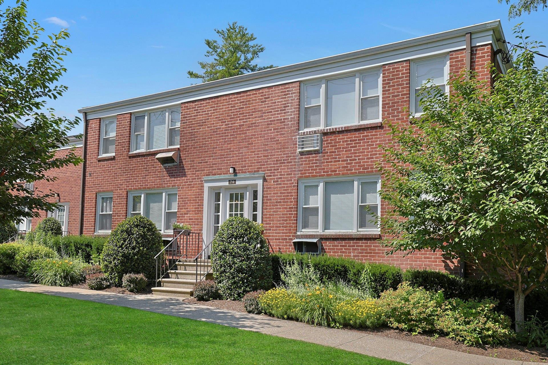 70 Manville Road Unit: 1