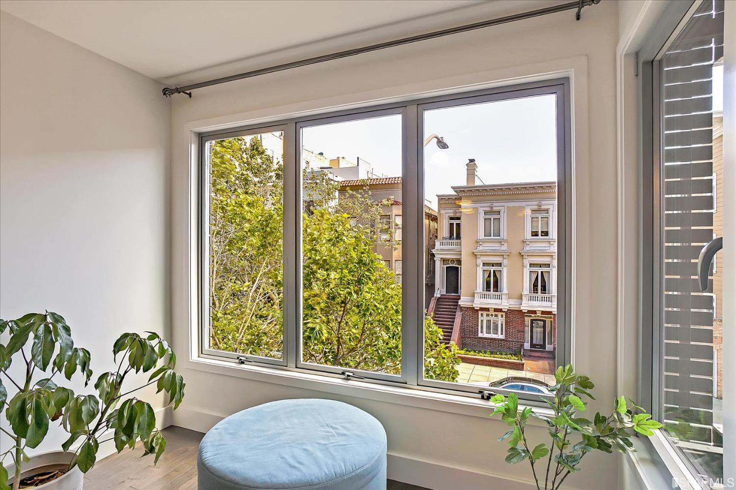2364 Pacific Avenue Unit: 5