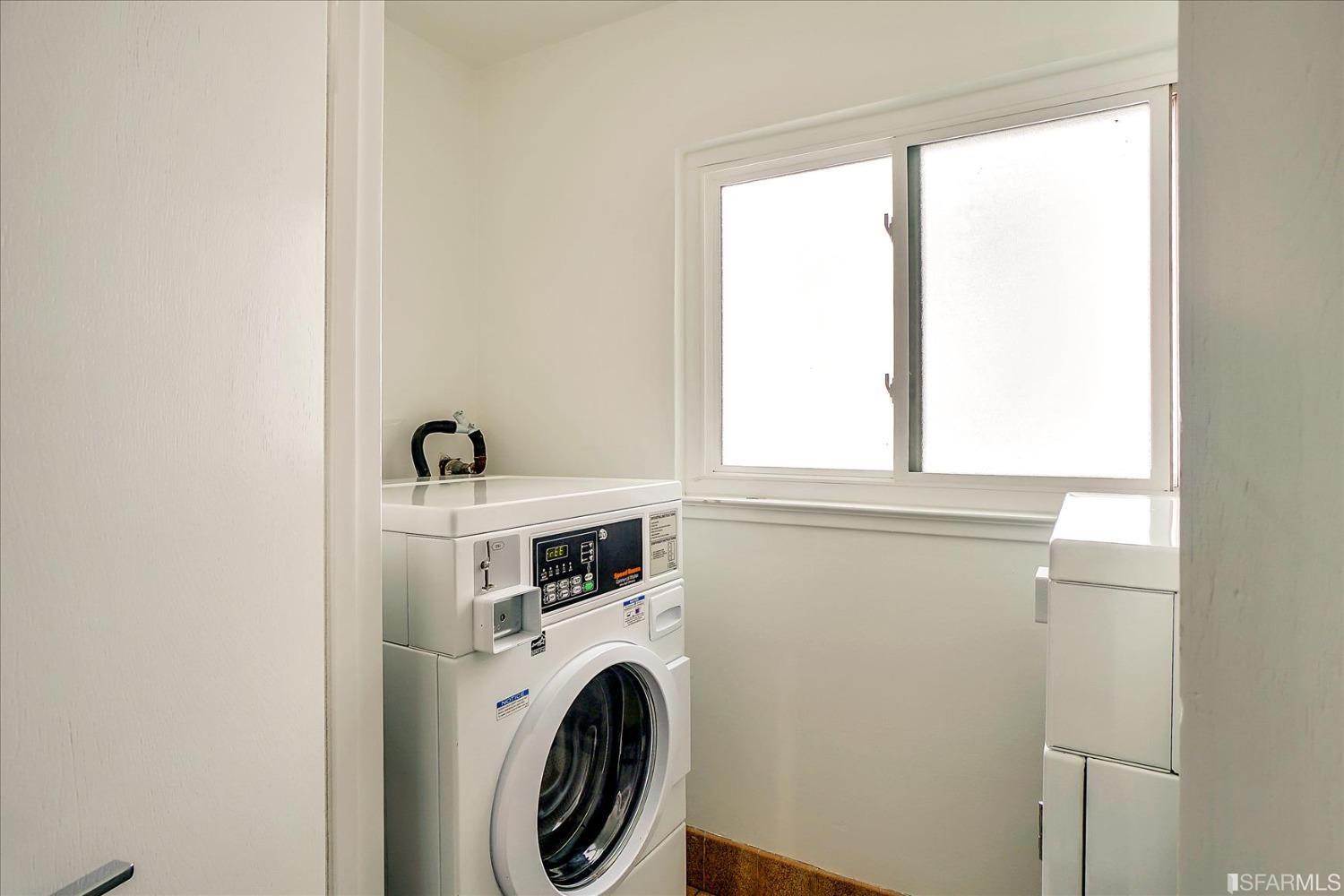 2364 Pacific Avenue Unit: 5