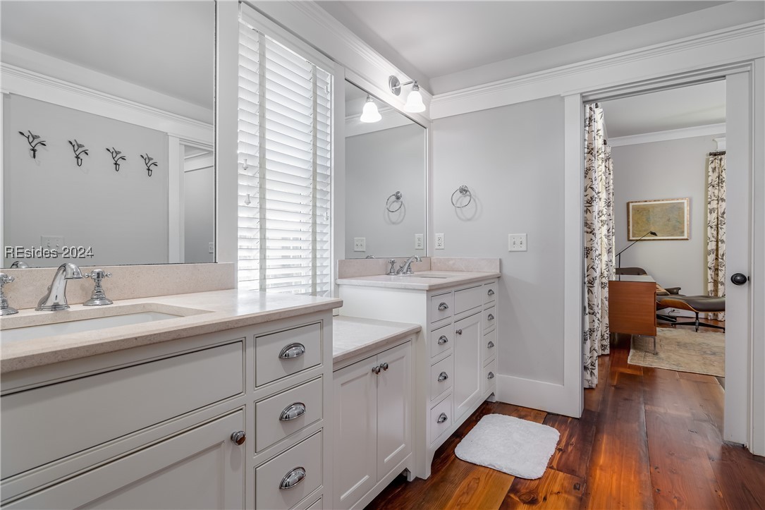 25 Little Neck Crossing Crossing