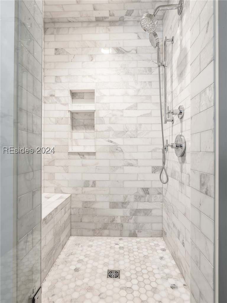 25 Little Neck Crossing Crossing