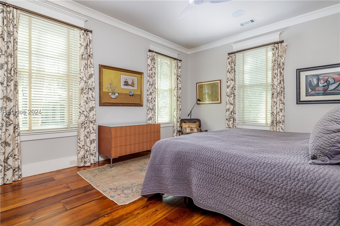 25 Little Neck Crossing Crossing