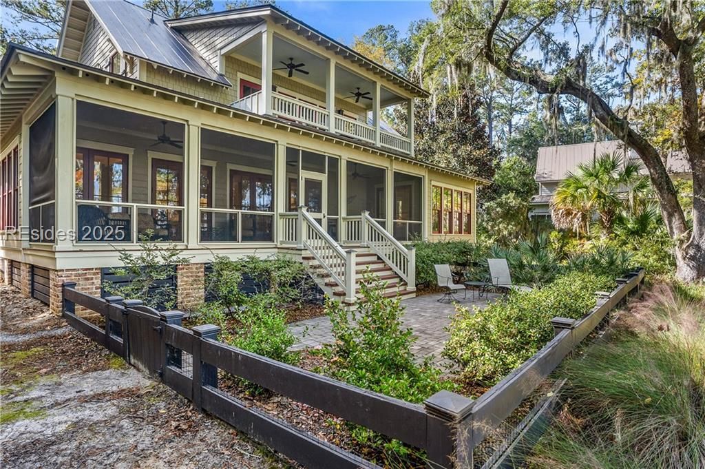 18 John Cochran Circle