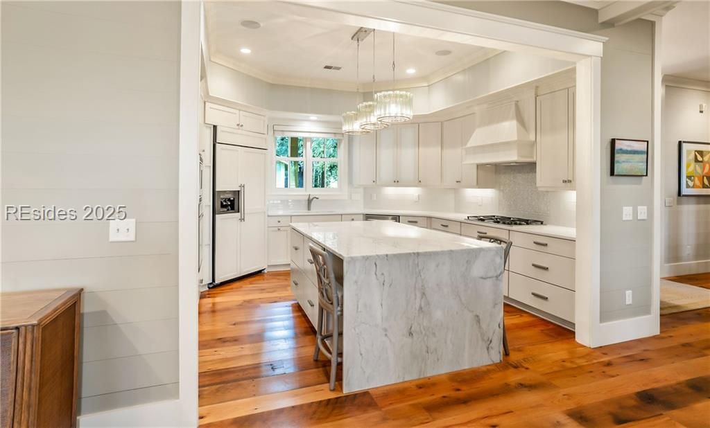 18 John Cochran Circle