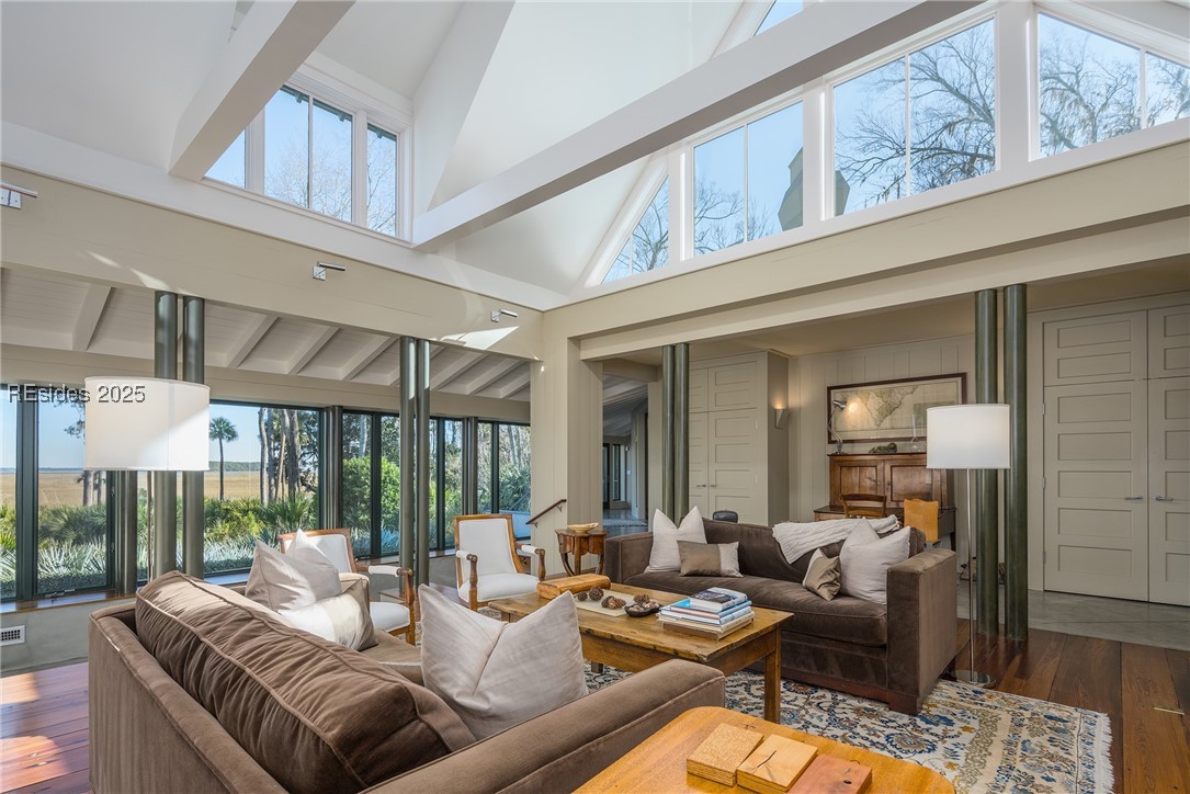 14 Live Oak Forest
