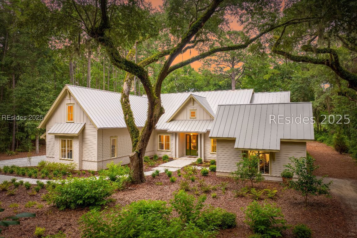 34 Bee Tree Drive