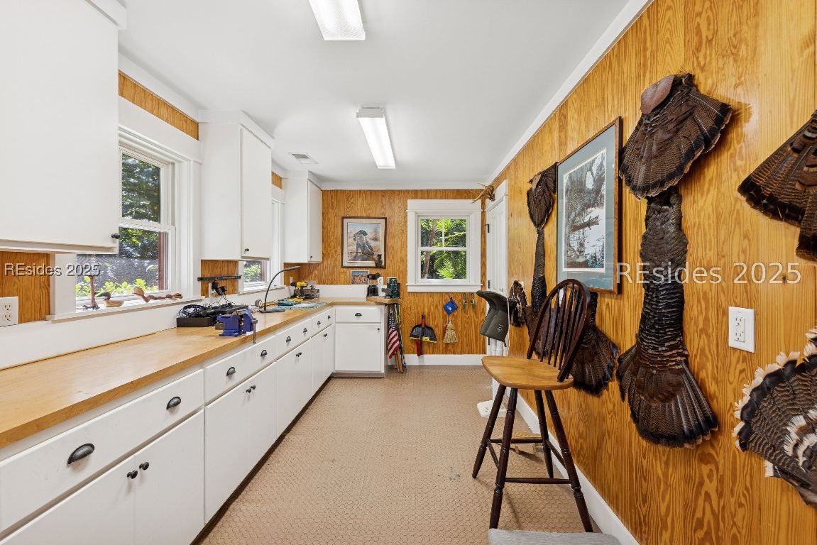 16 Live Oak Forest