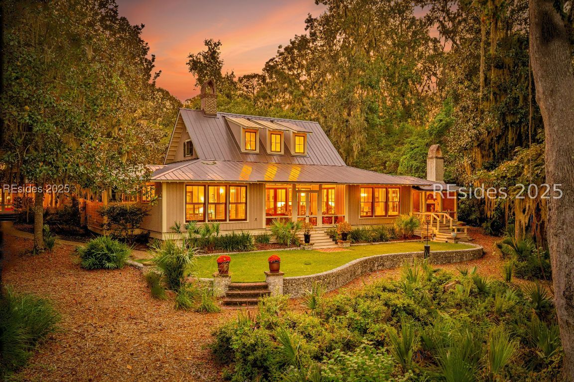 16 Live Oak Forest