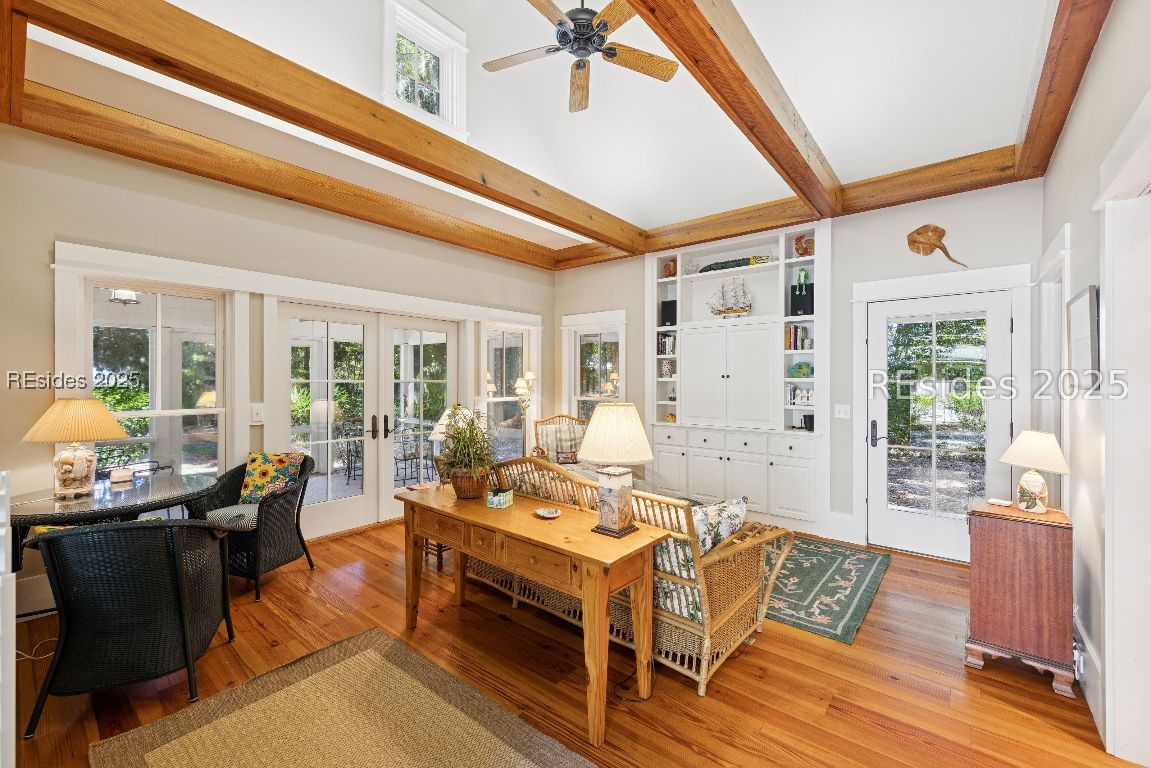 16 Live Oak Forest