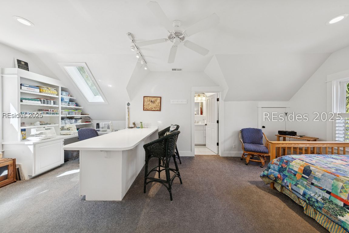 16 Live Oak Forest