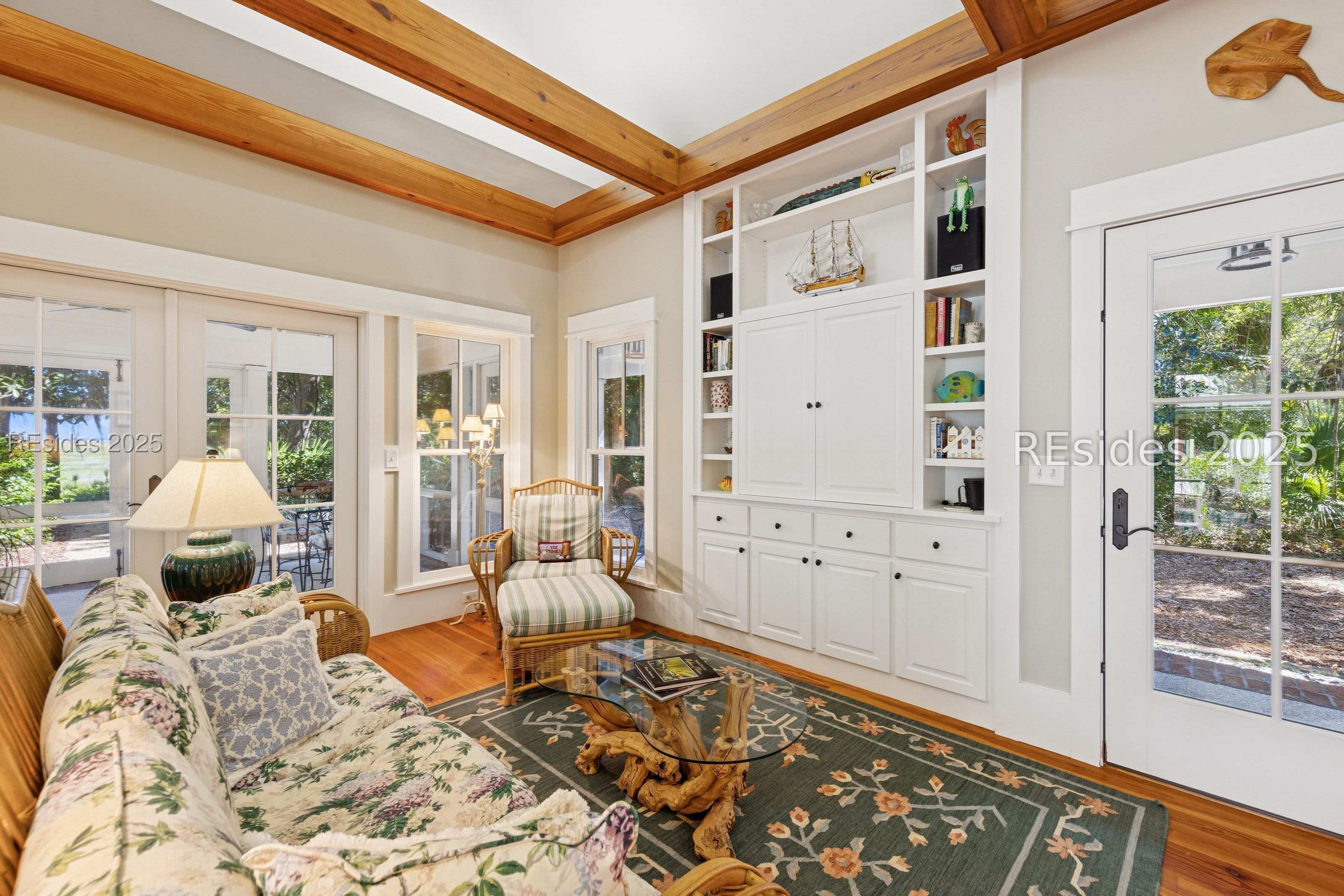 16 Live Oak Forest
