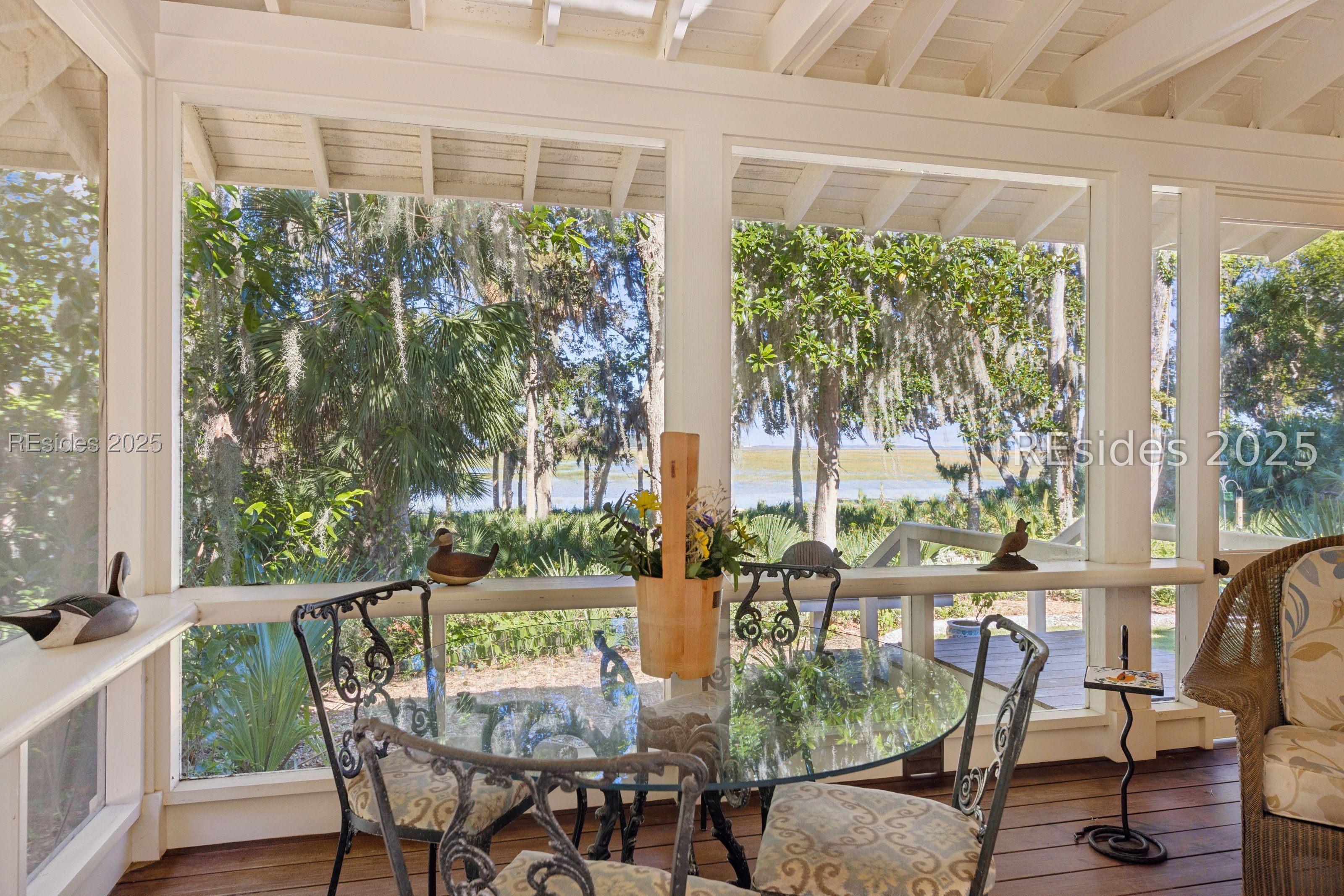 16 Live Oak Forest
