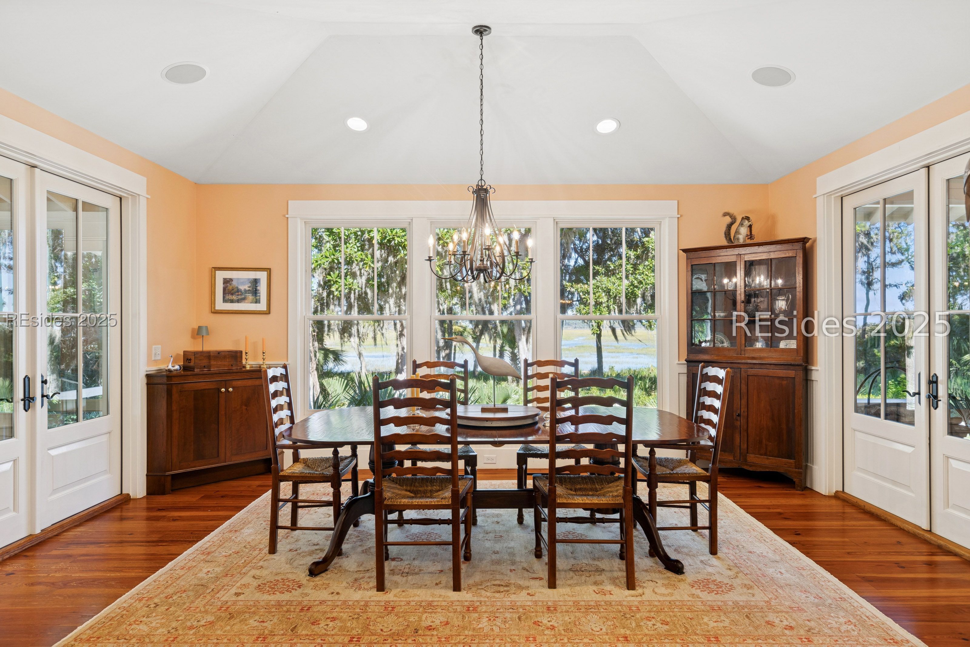 16 Live Oak Forest