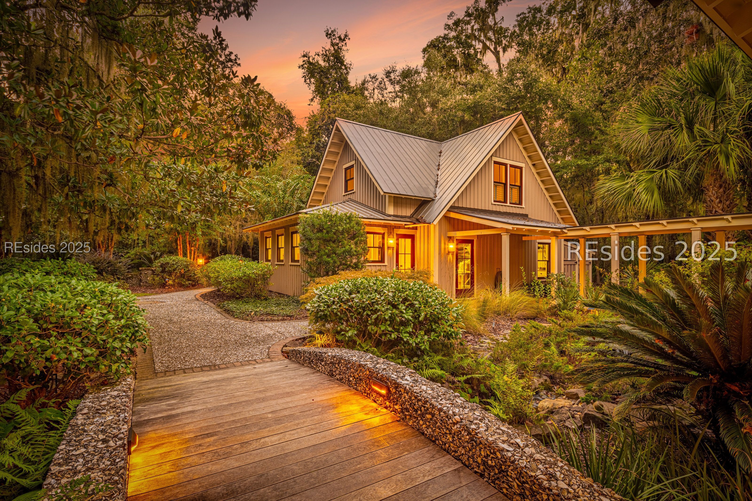16 Live Oak Forest