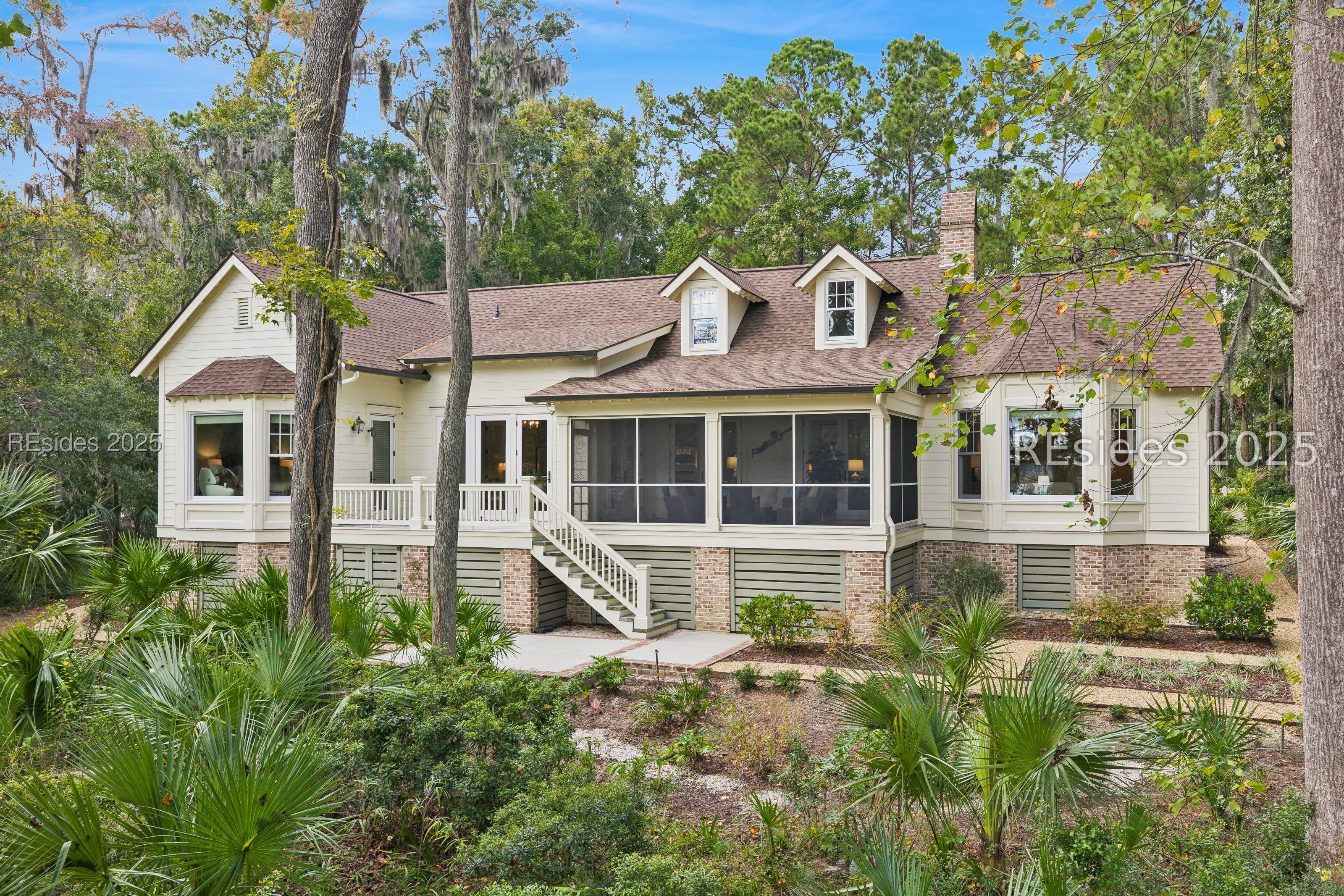 12 Walker House Drive