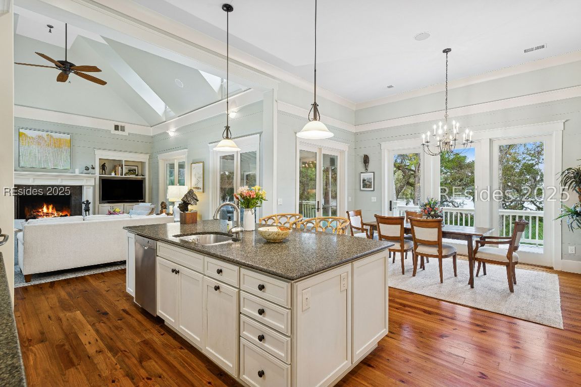 12 Walker House Drive