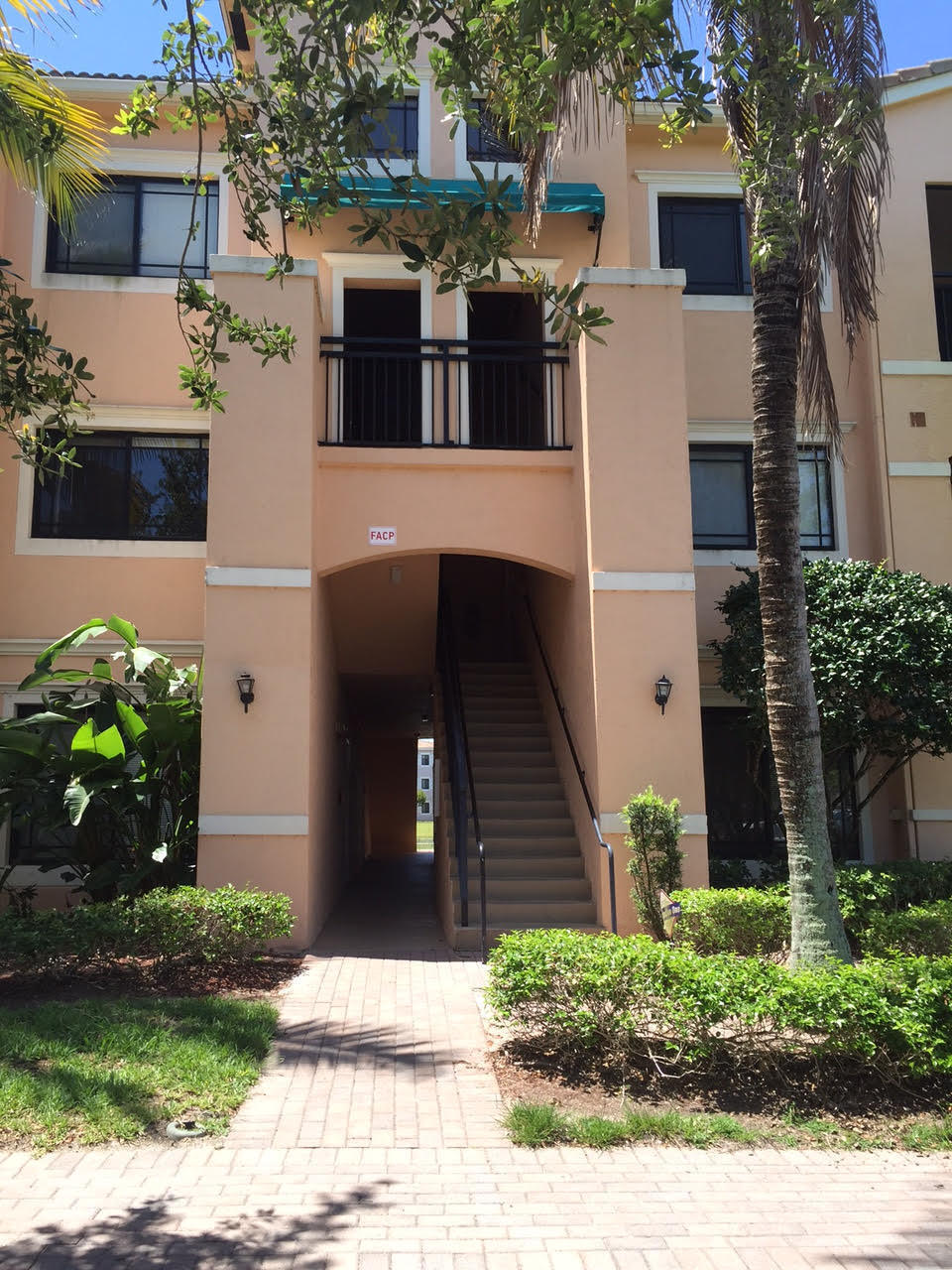2811 Grande Parkway 202