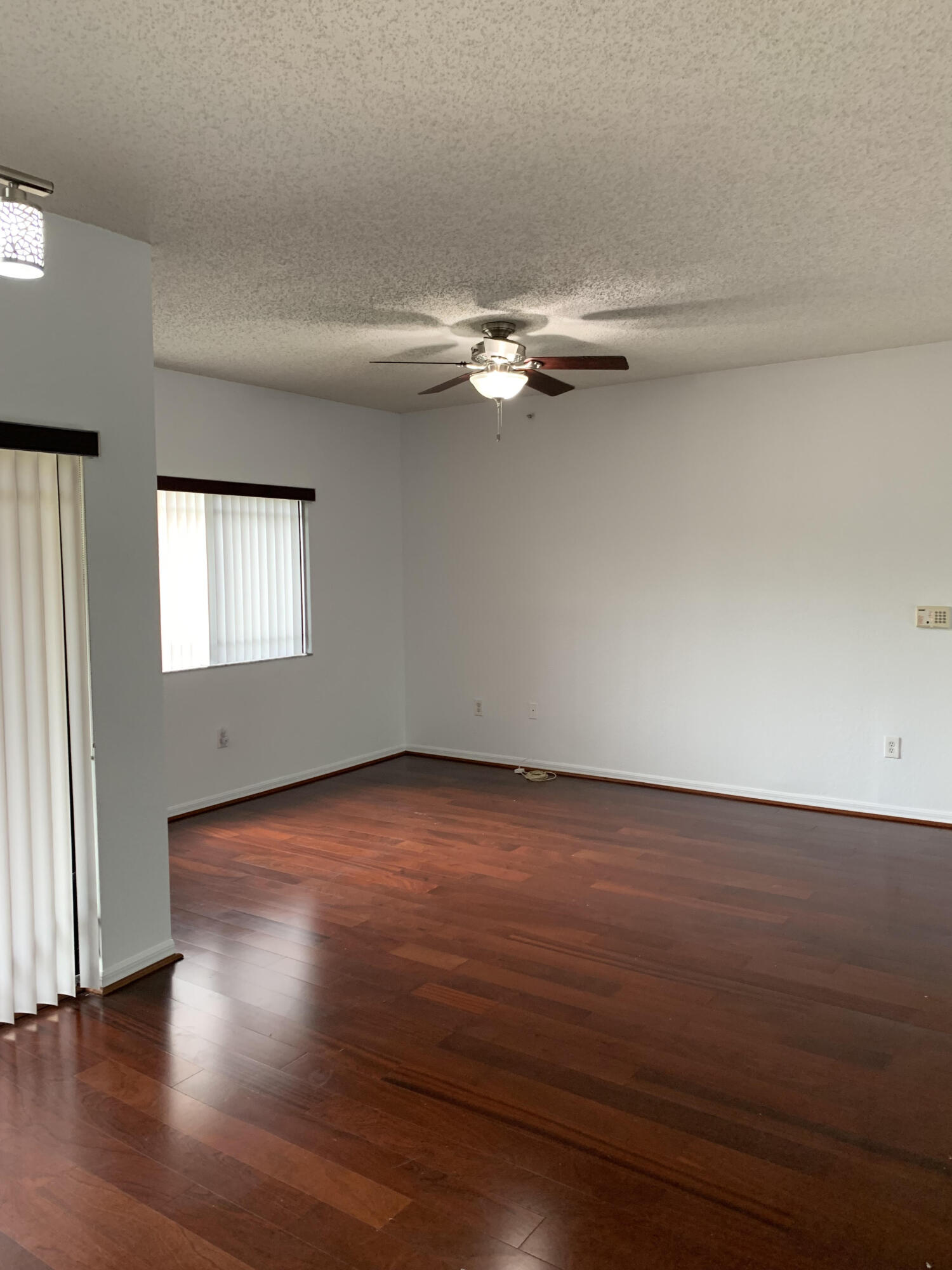 2811 Grande Parkway 202