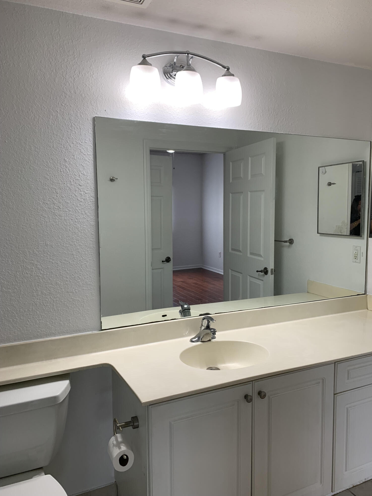 2811 Grande Parkway 202