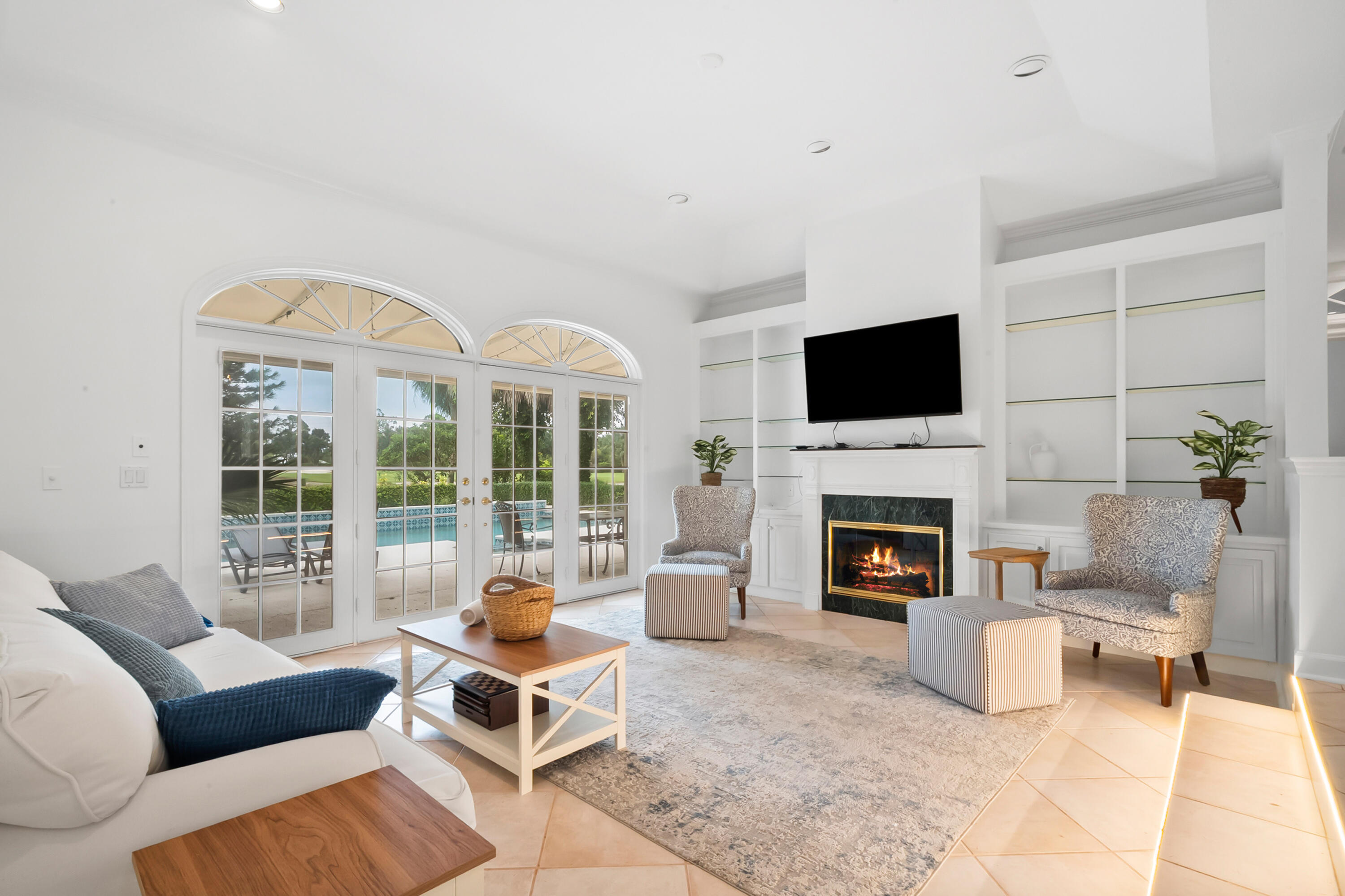 4381 SW Parkgate Boulevard