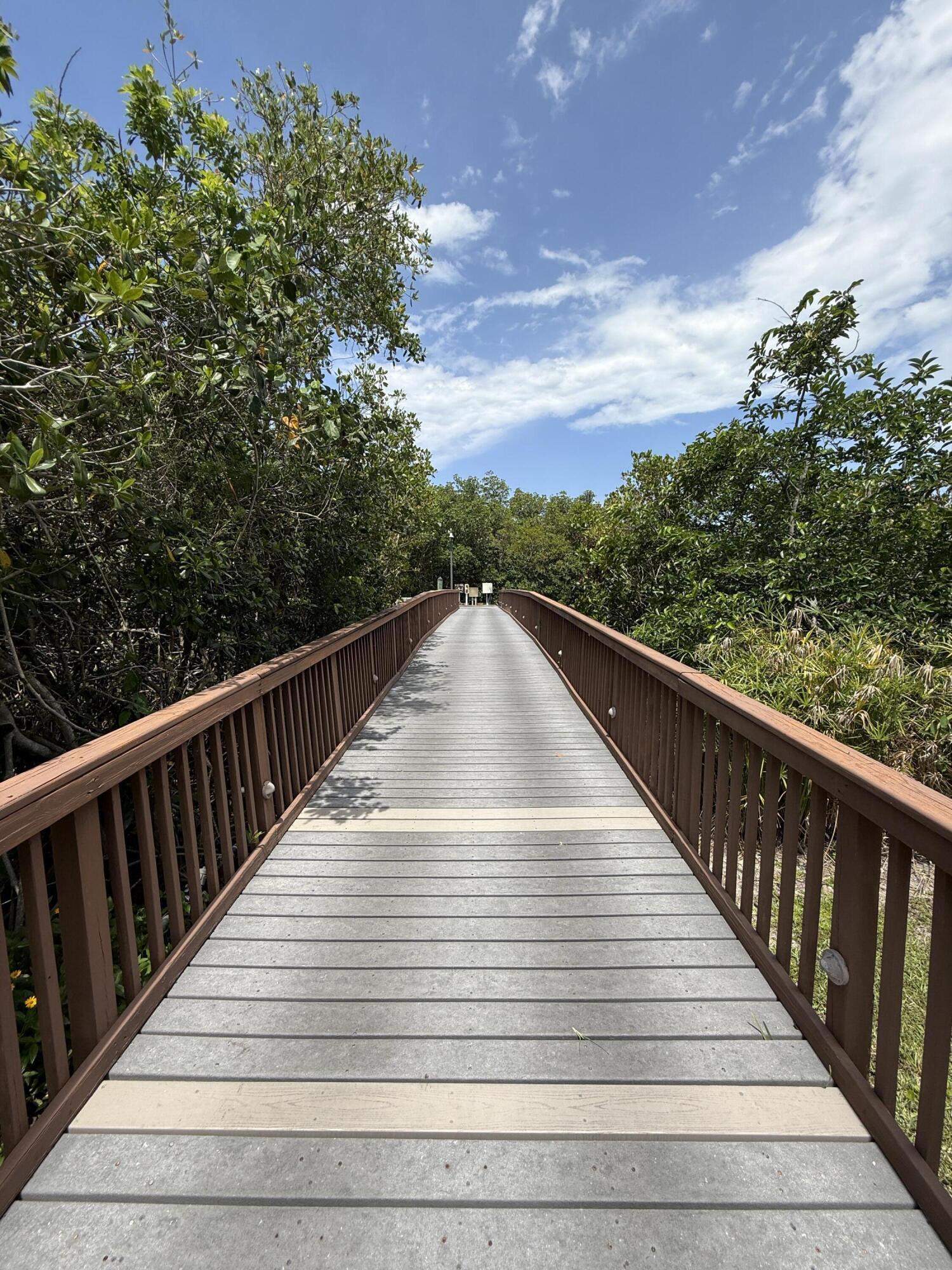 4381 SW Parkgate Boulevard