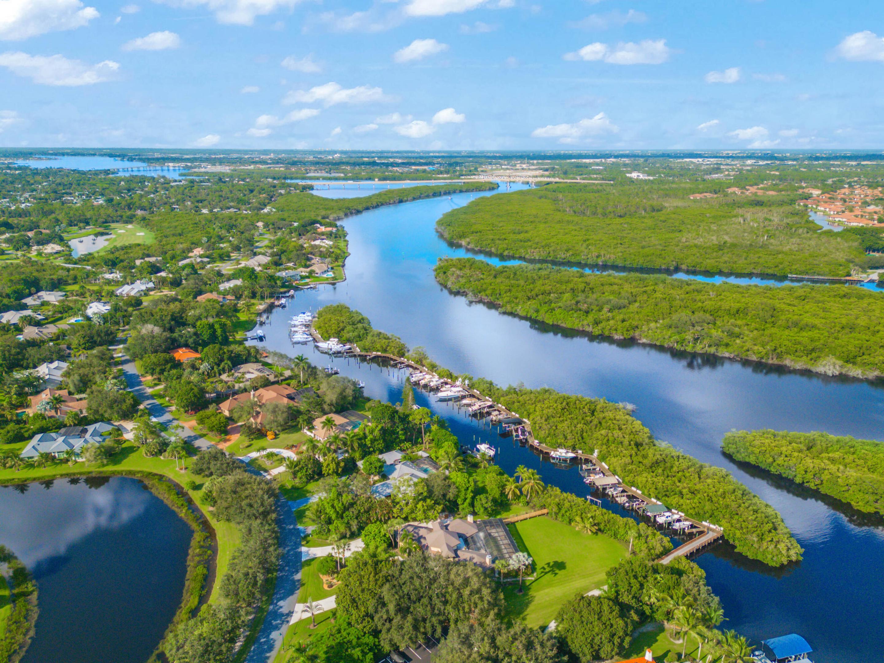 4381 SW Parkgate Boulevard