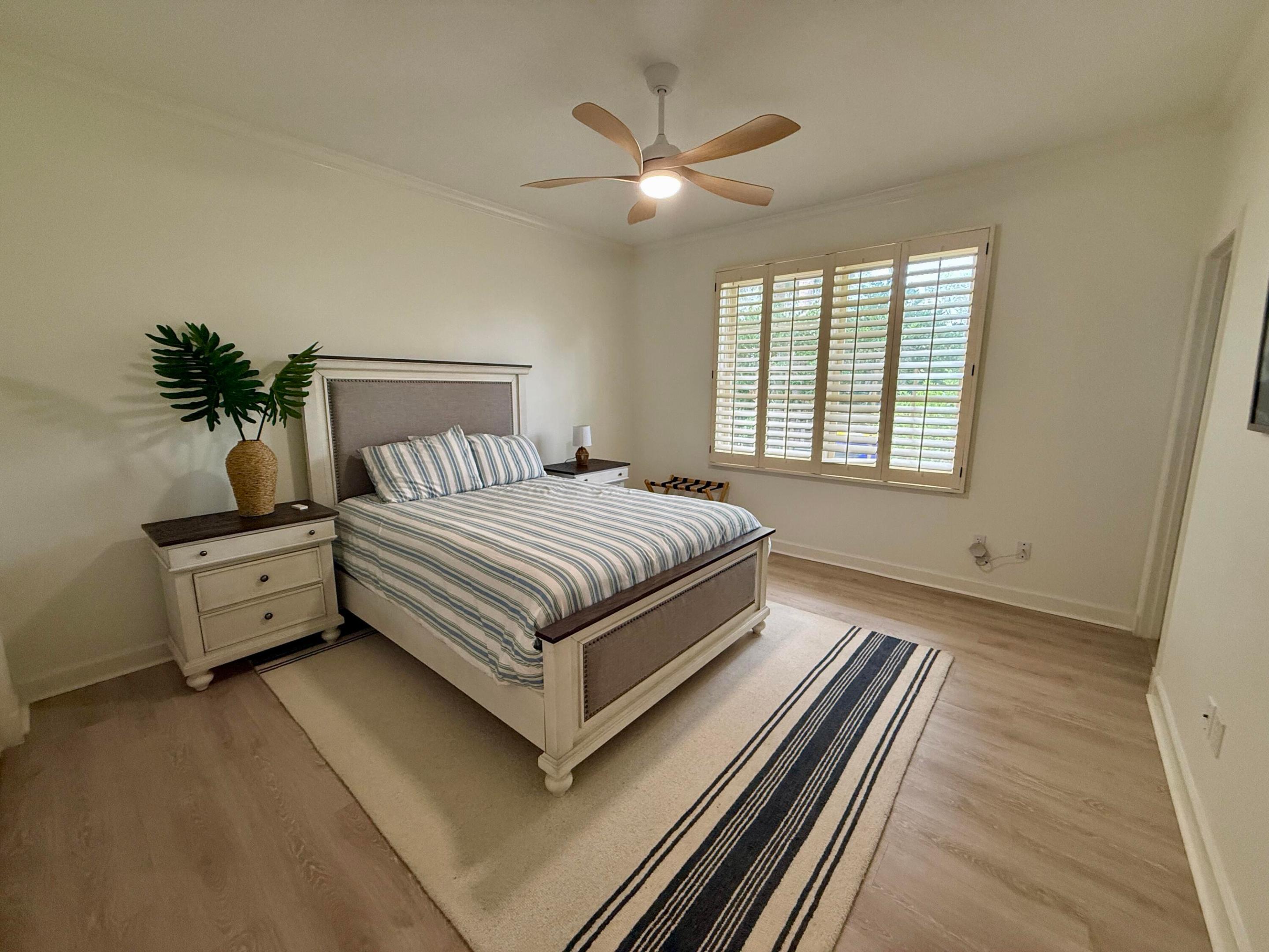 4381 SW Parkgate Boulevard