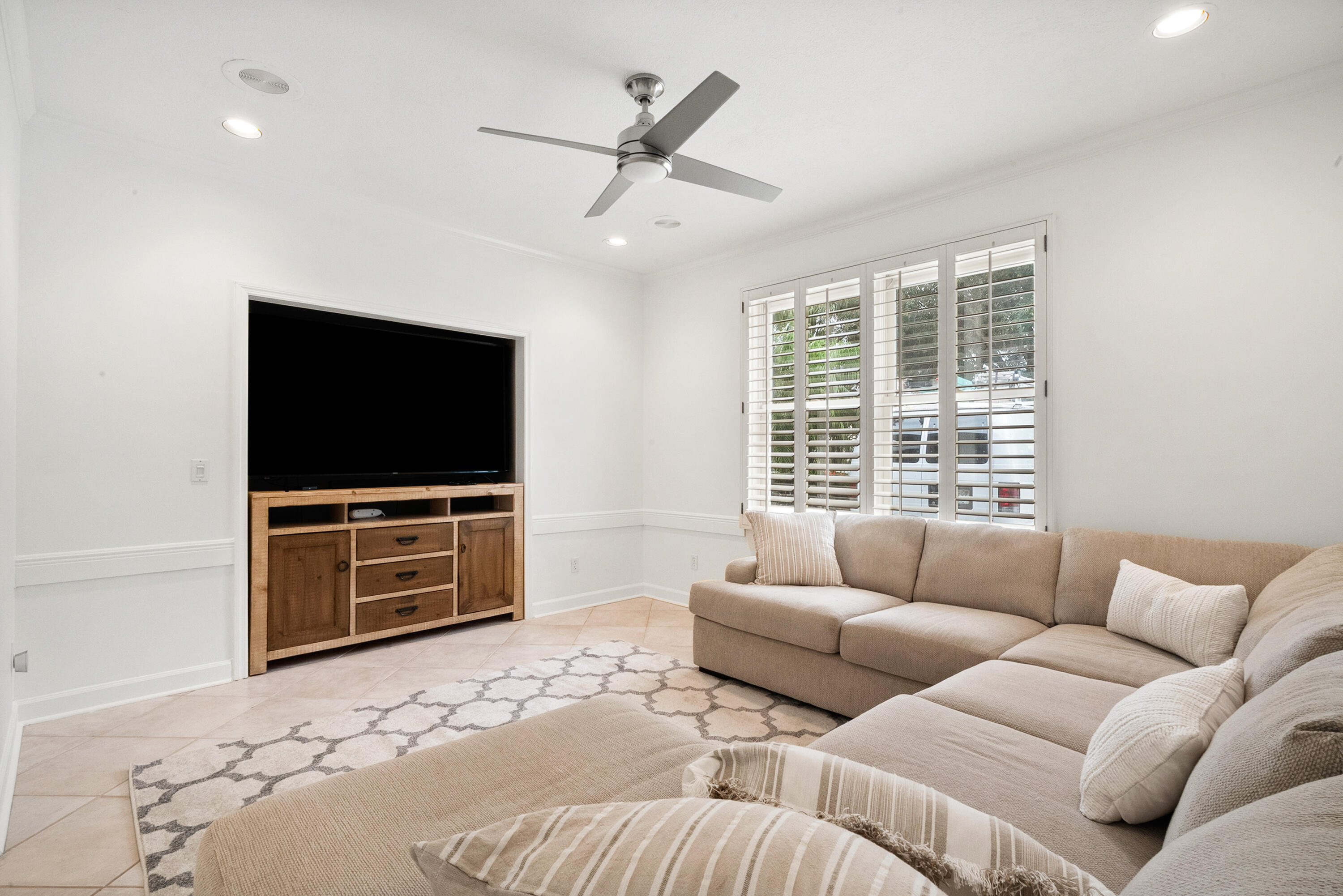 4381 SW Parkgate Boulevard