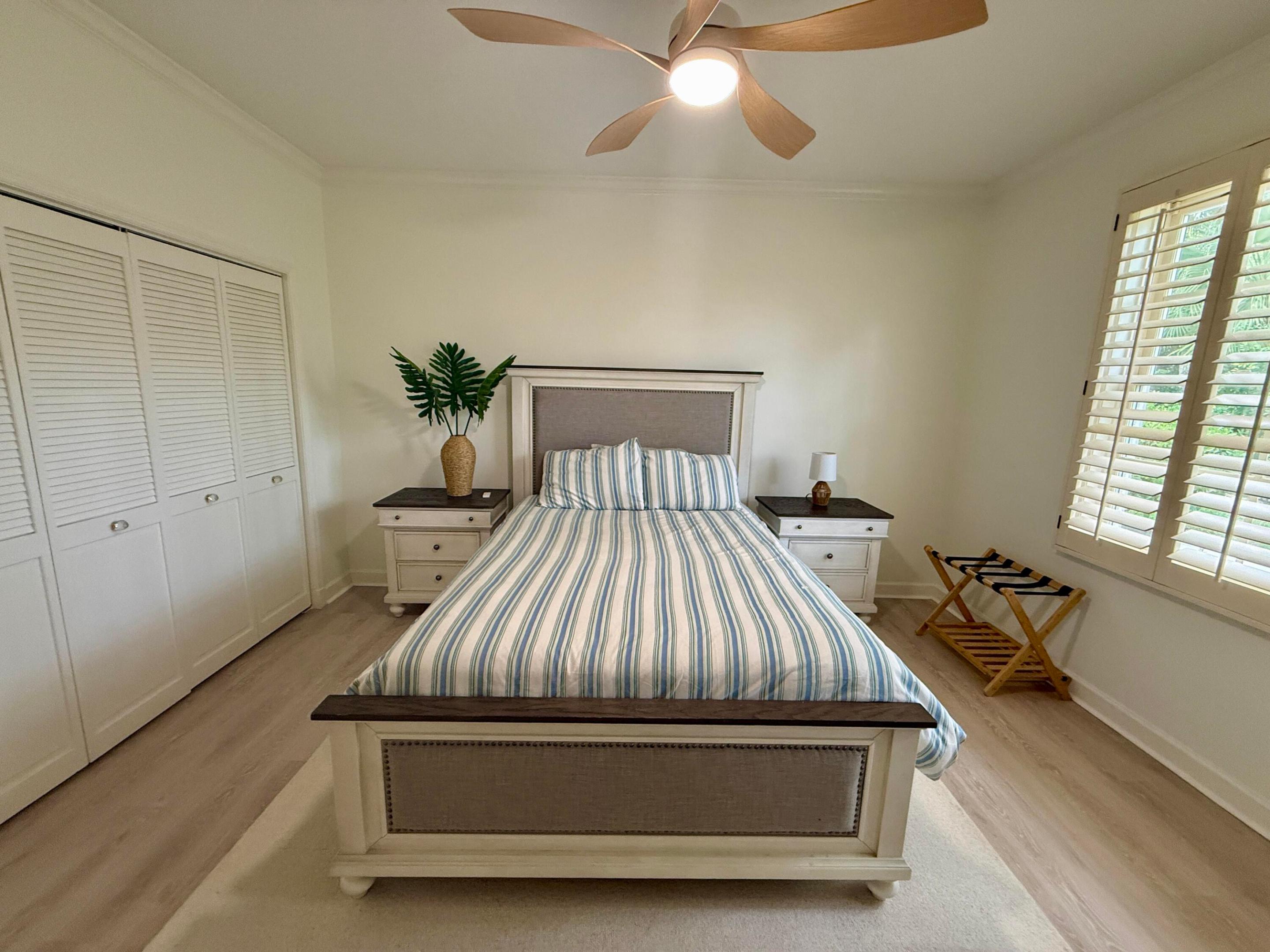 4381 SW Parkgate Boulevard