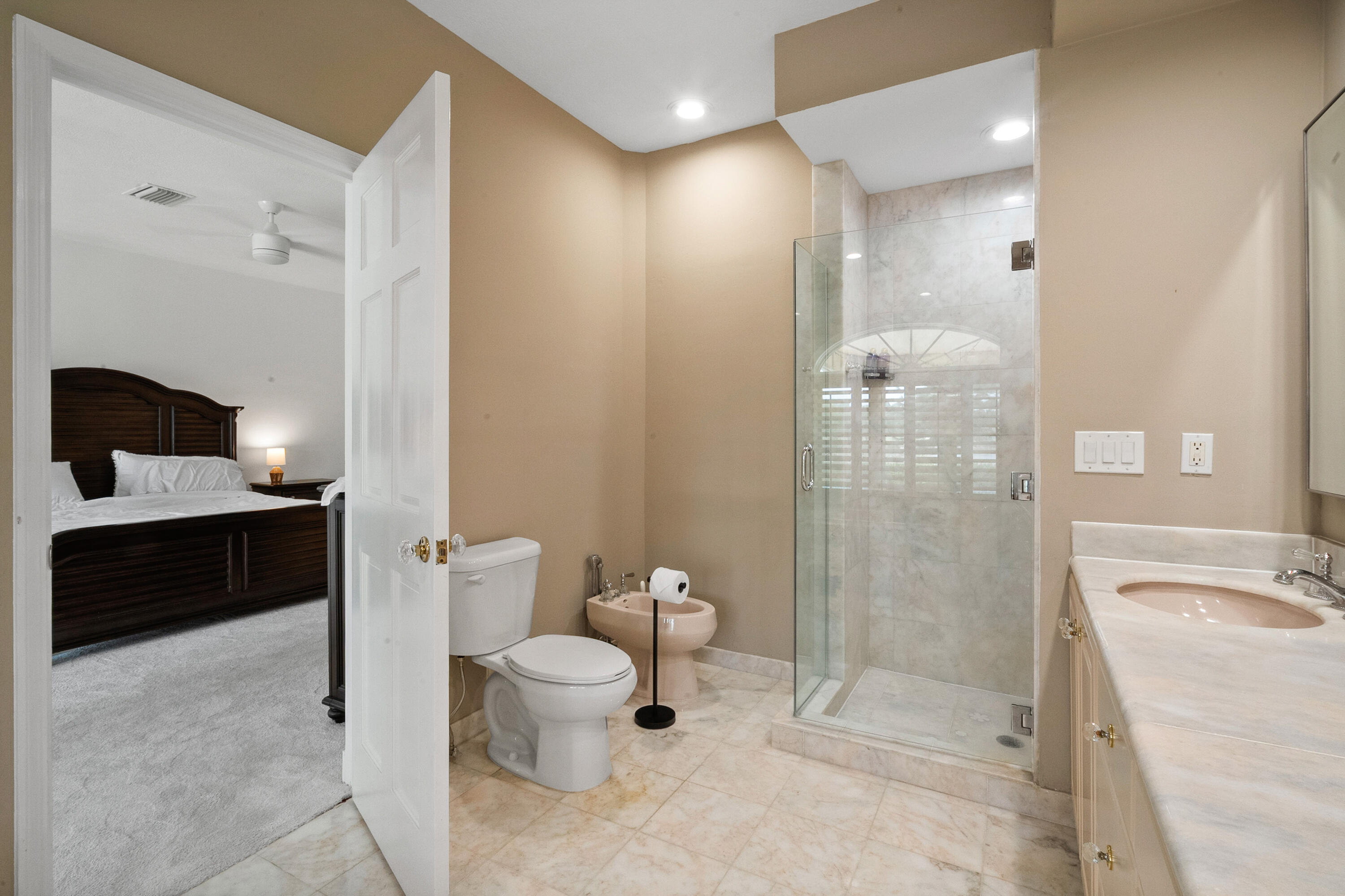 4381 SW Parkgate Boulevard