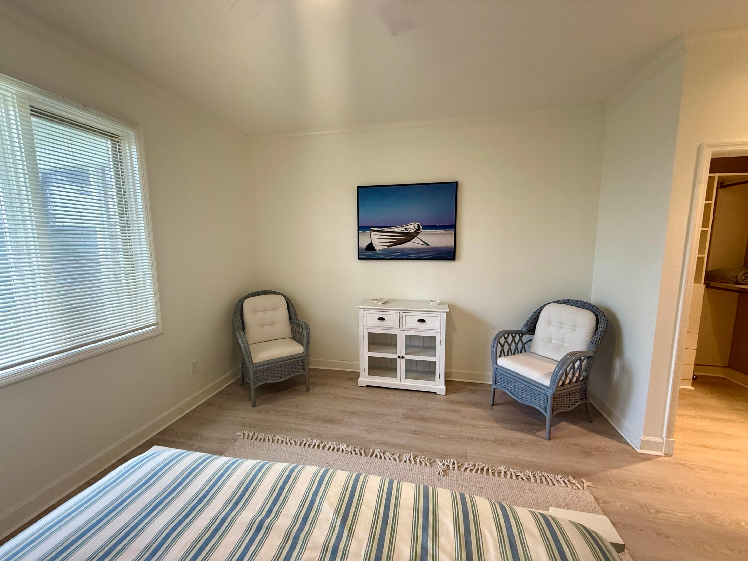 4381 SW Parkgate Boulevard