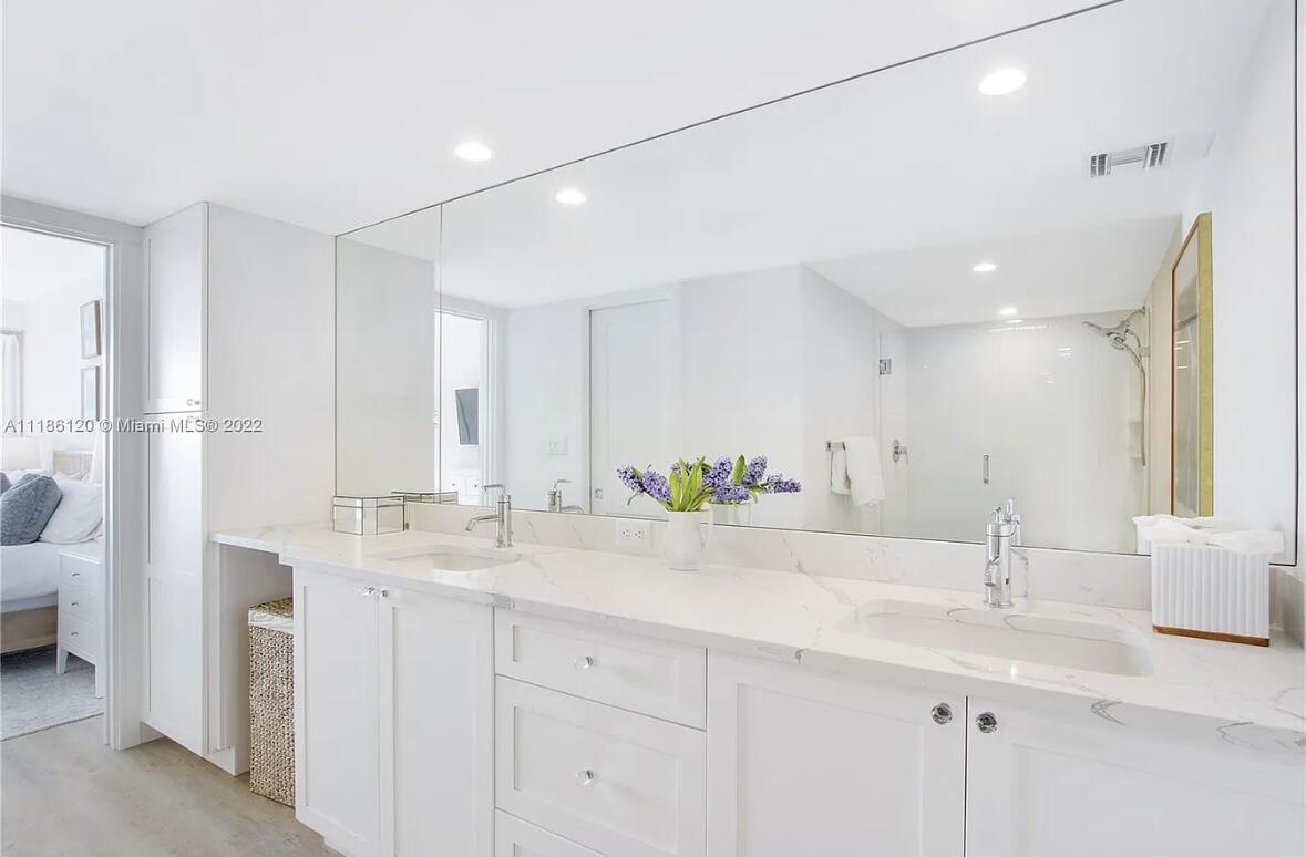 350 S Beach Road 401