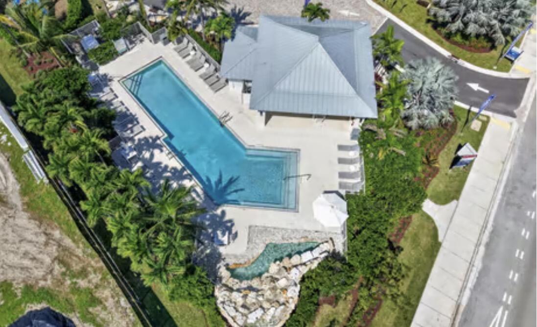 114 ROYAL PALM Circle