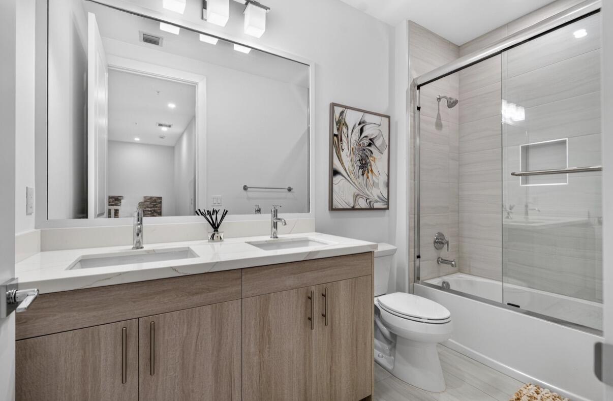 114 ROYAL PALM Circle